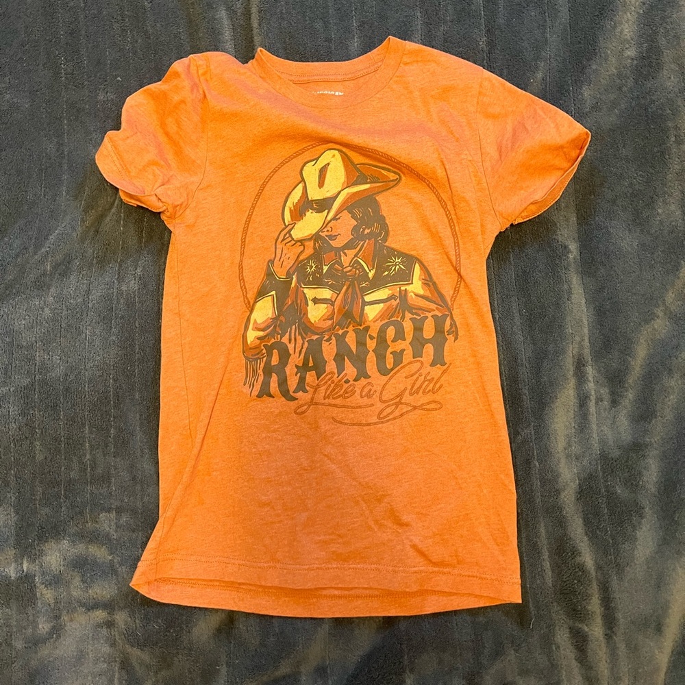 Graphic tee